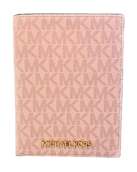 michael kors passport holder pink